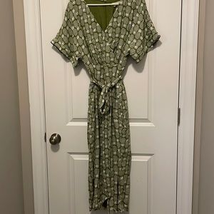 Boden pineapple jumper with pockets and tie belt